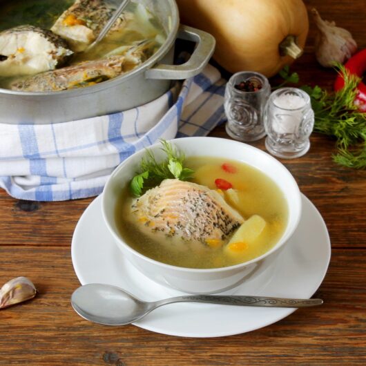 fish-soup-2878191_1920